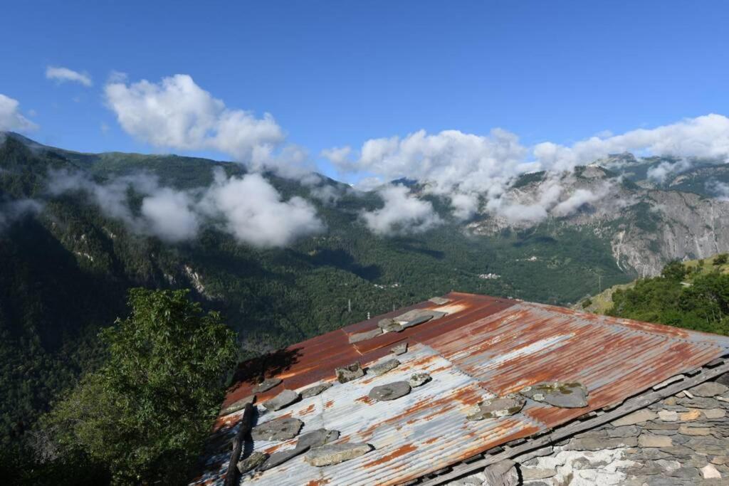 Logement Renove Avec Vue Panoramique La Saussaz Exteriör bild